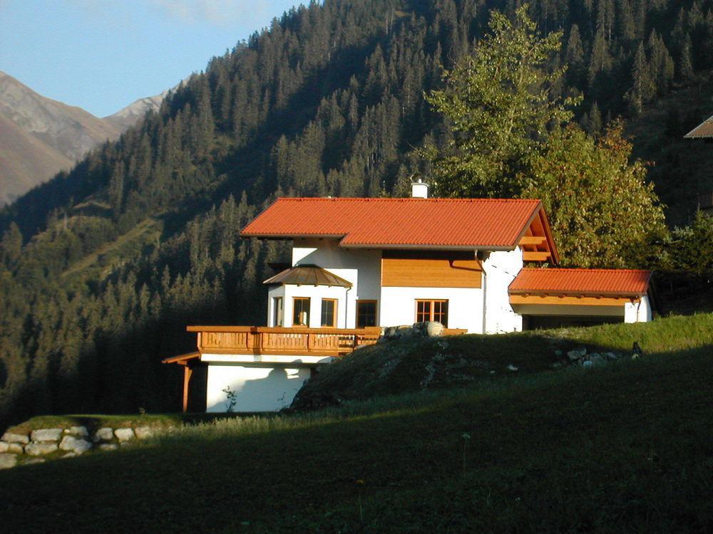 Aparthotel Haeus'L Am Ruan Berwang Esterno foto