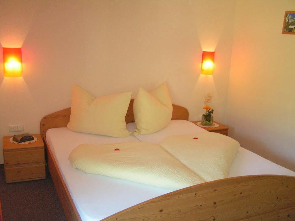 Aparthotel Haeus'L Am Ruan Berwang Esterno foto